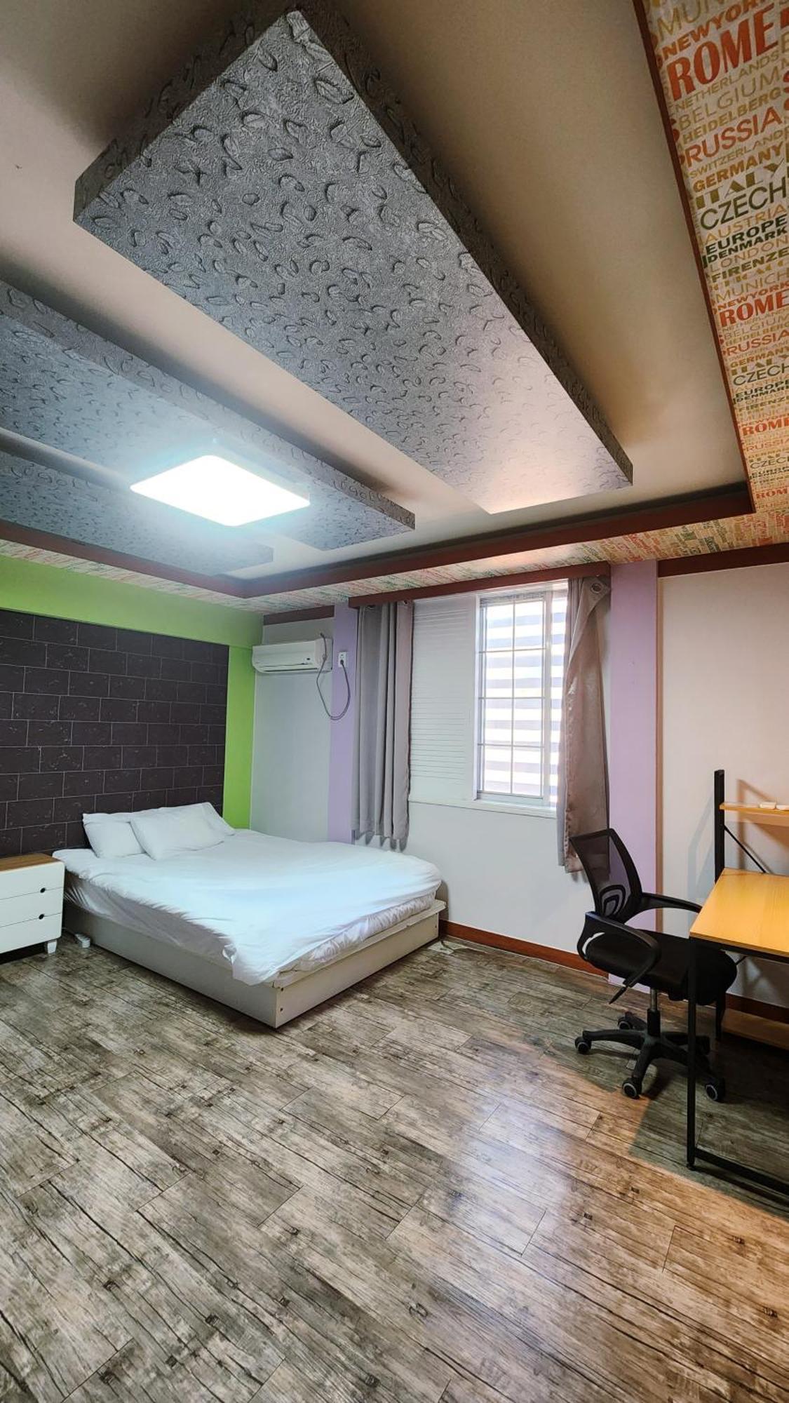 Kimchee Busan Downtown Guesthouse Экстерьер фото