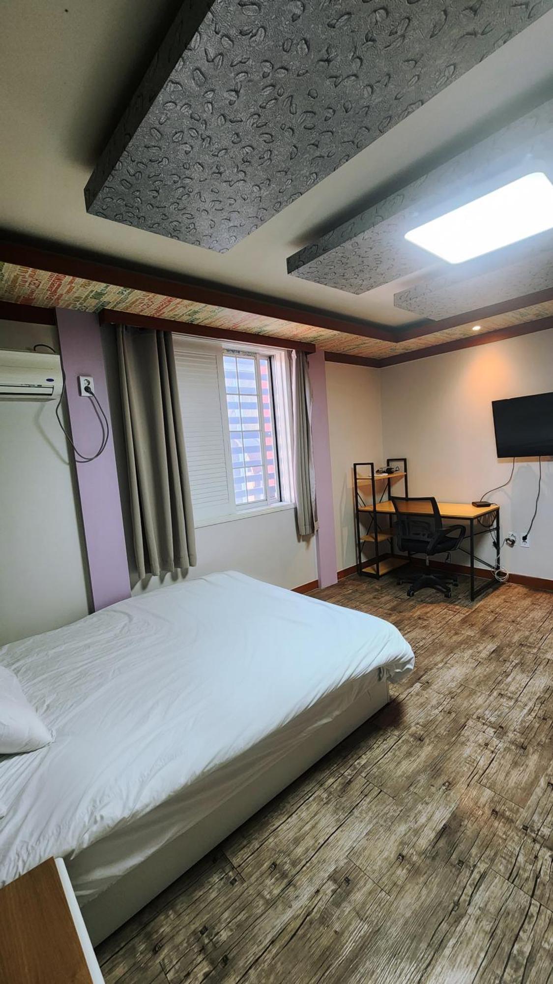 Kimchee Busan Downtown Guesthouse Экстерьер фото